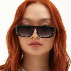 Claim It - Tortoise Unisex Sunglasses-TopFoxx Clearance